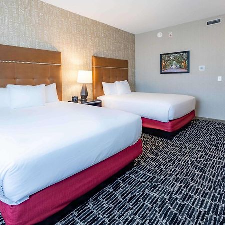 Drury Plaza Hotel Savannah プーラー エクステリア 写真