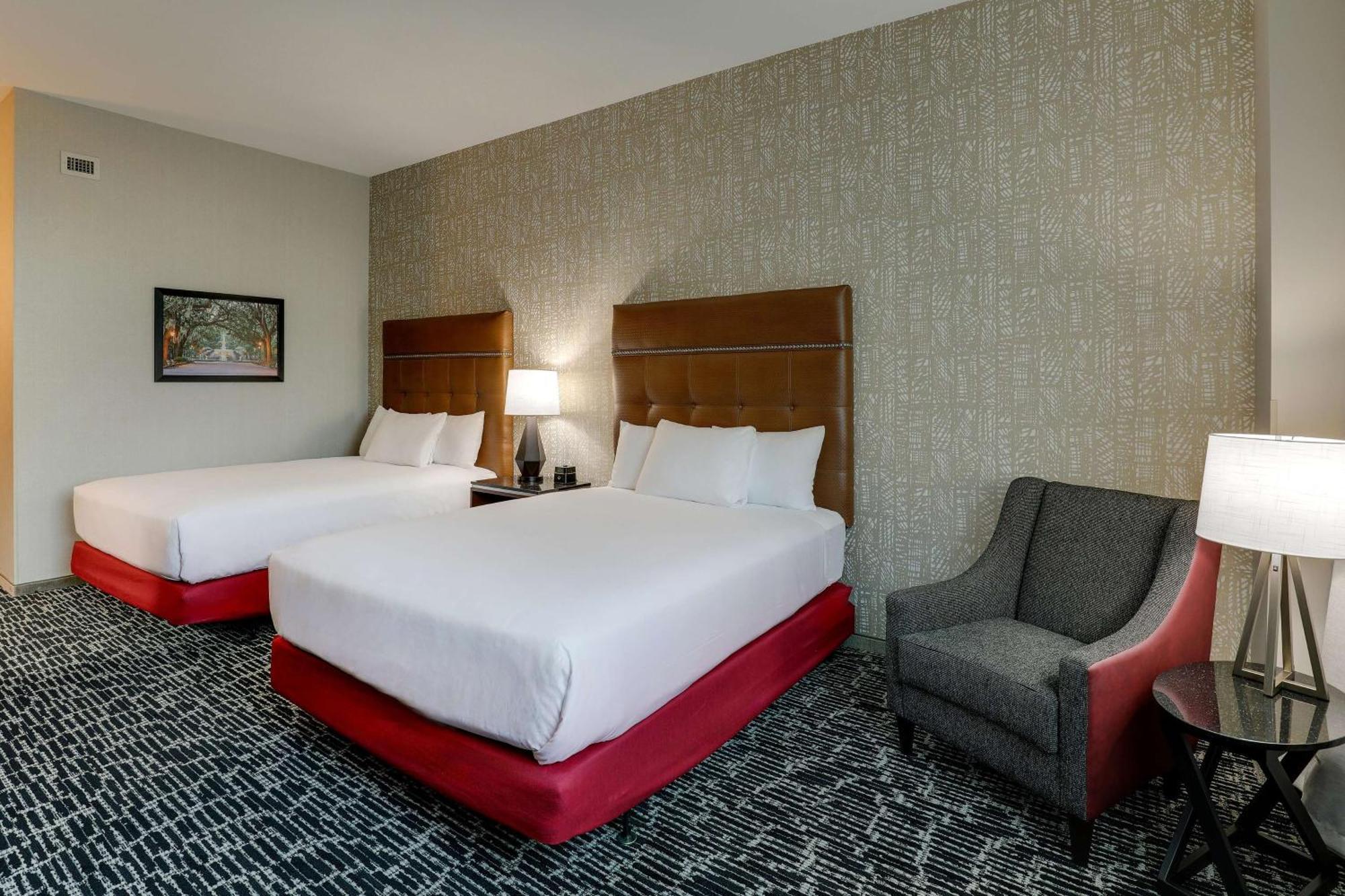 Drury Plaza Hotel Savannah プーラー エクステリア 写真